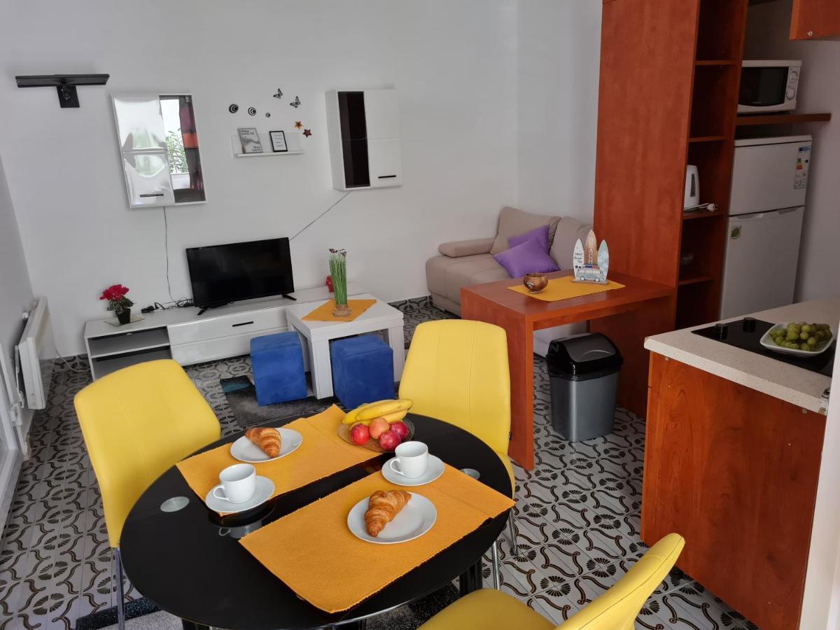 Apartments Dorotea Новаля Екстер'єр фото